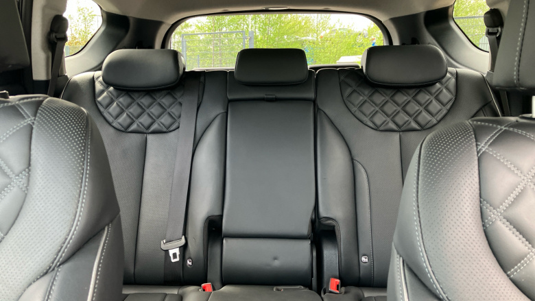 Hyundai SANTA FE 1.6 TGDi Hybrid Premium 5dr Auto Hybrid Estate